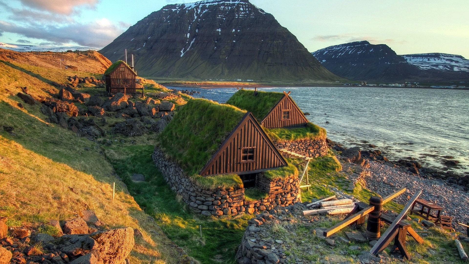 Elfler Ülkesi İzlanda Hakkında Bilgiler ve Gezilecek Yerler